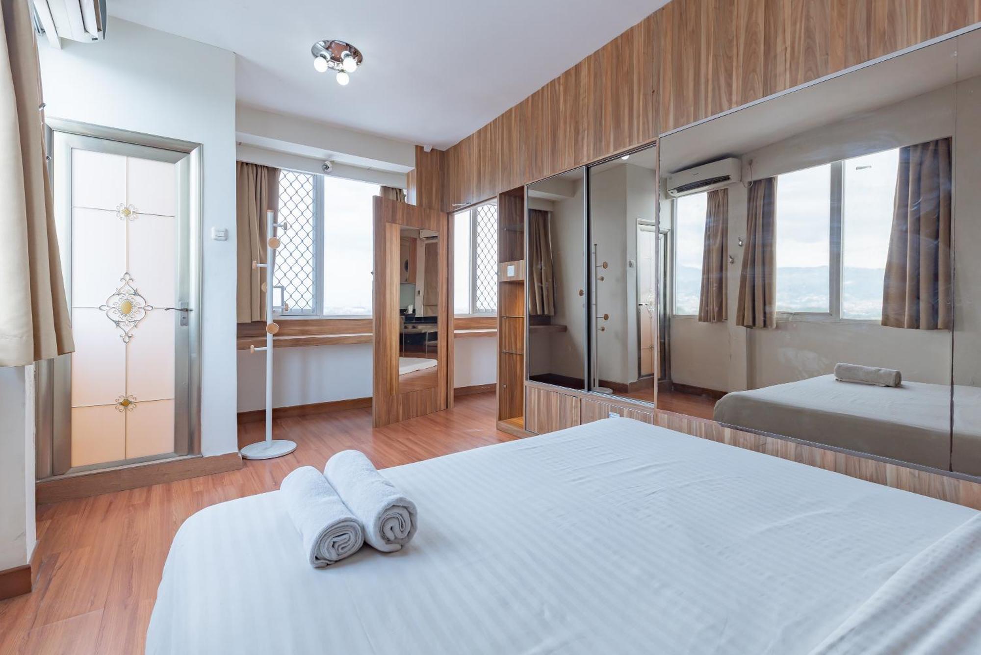Sans Hotel Diemdi Kiaracondoong Bandung Zewnętrze zdjęcie